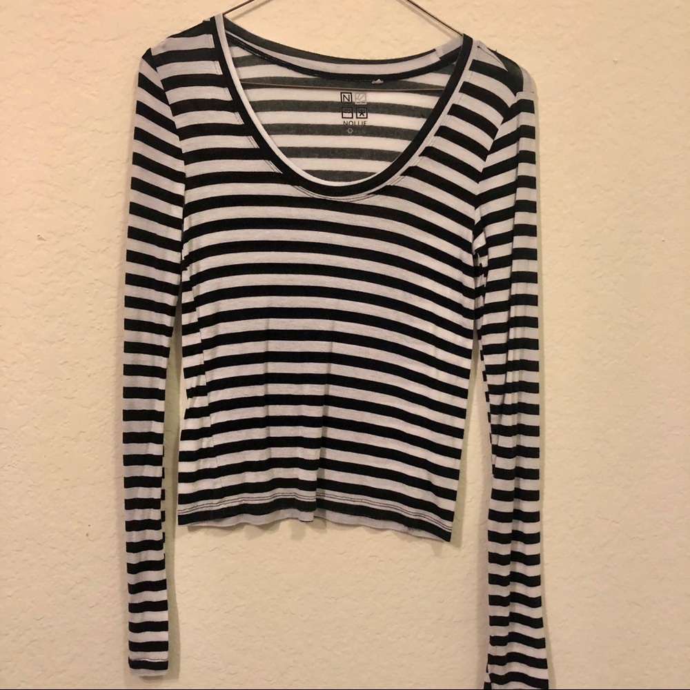Long Sleeve Black & White Striped Top (Nollie) 🖤